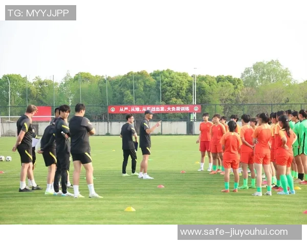 成都足球特色学校助力青少年成长与发展打造足球人才培养新模式 成都足球特色学校助力青少年成长与发展打造足球人才培养新模式